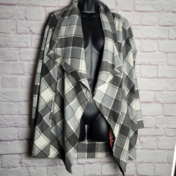 Matilda Jane Plaid Check it Twice Winter Coat XS - Picture 7 of 15